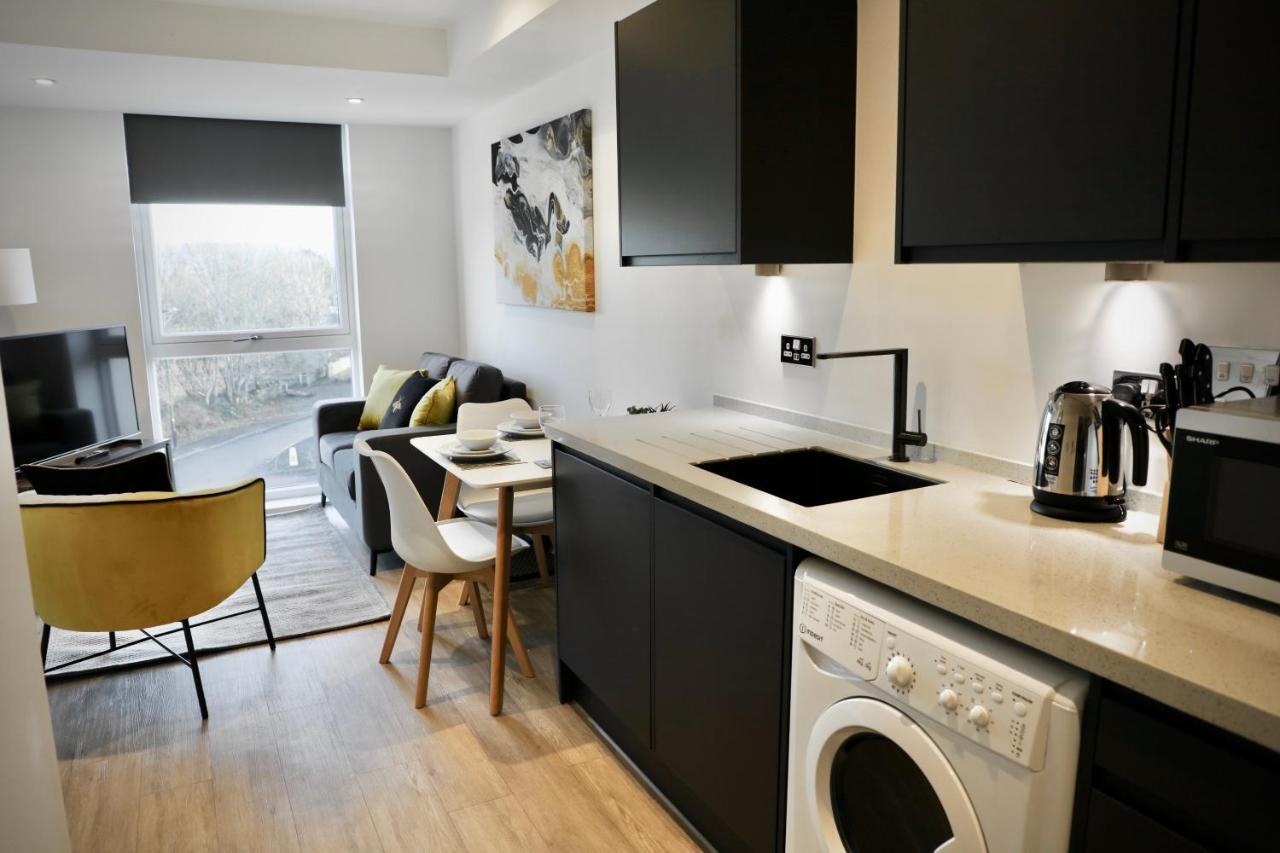 Serviced Apartments Nailsea Exterior photo