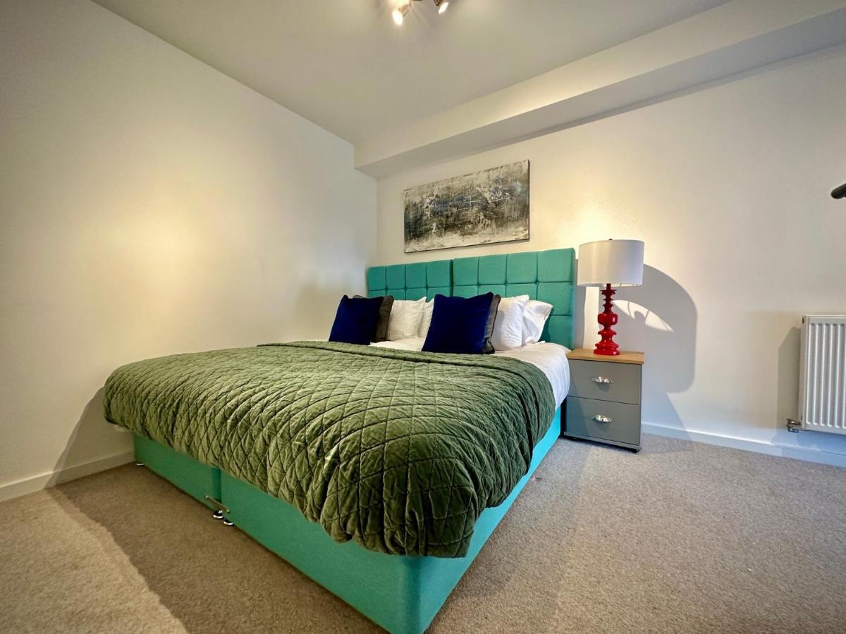 Serviced Apartments Nailsea Exterior photo