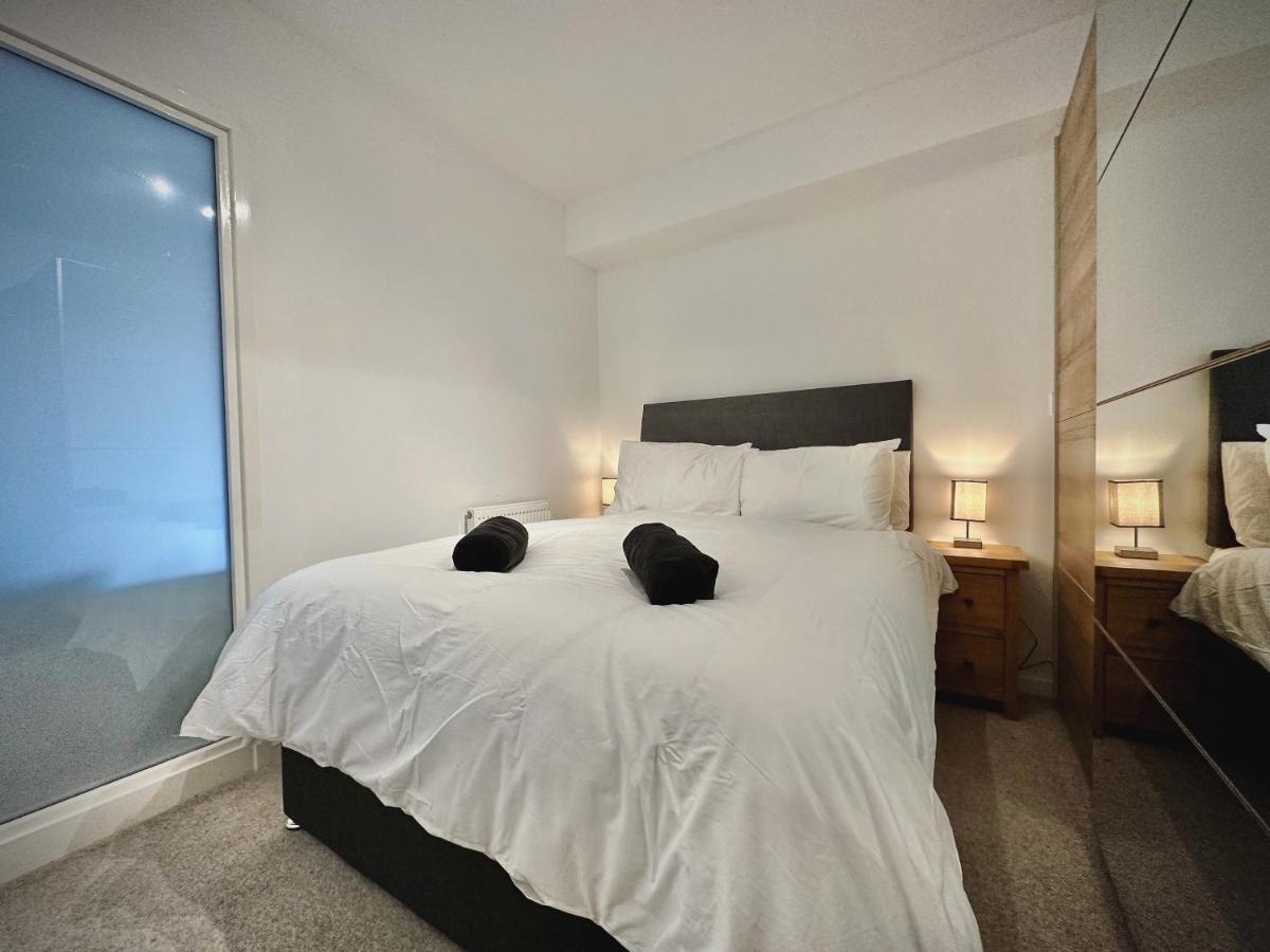 Serviced Apartments Nailsea Exterior photo