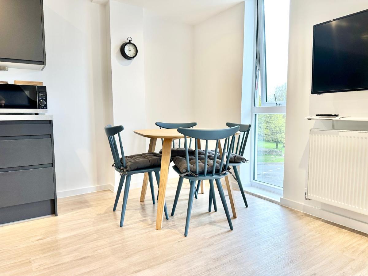 Serviced Apartments Nailsea Exterior photo
