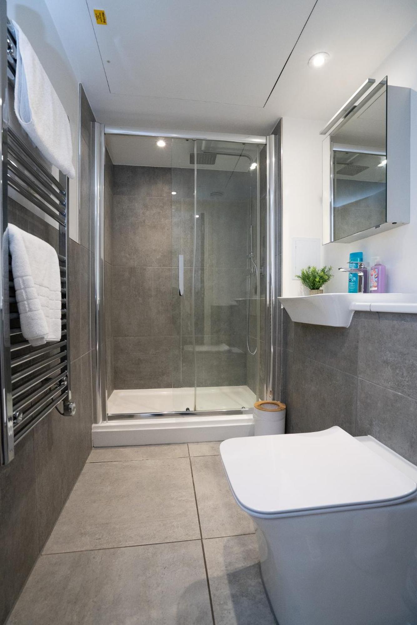 Serviced Apartments Nailsea Exterior photo