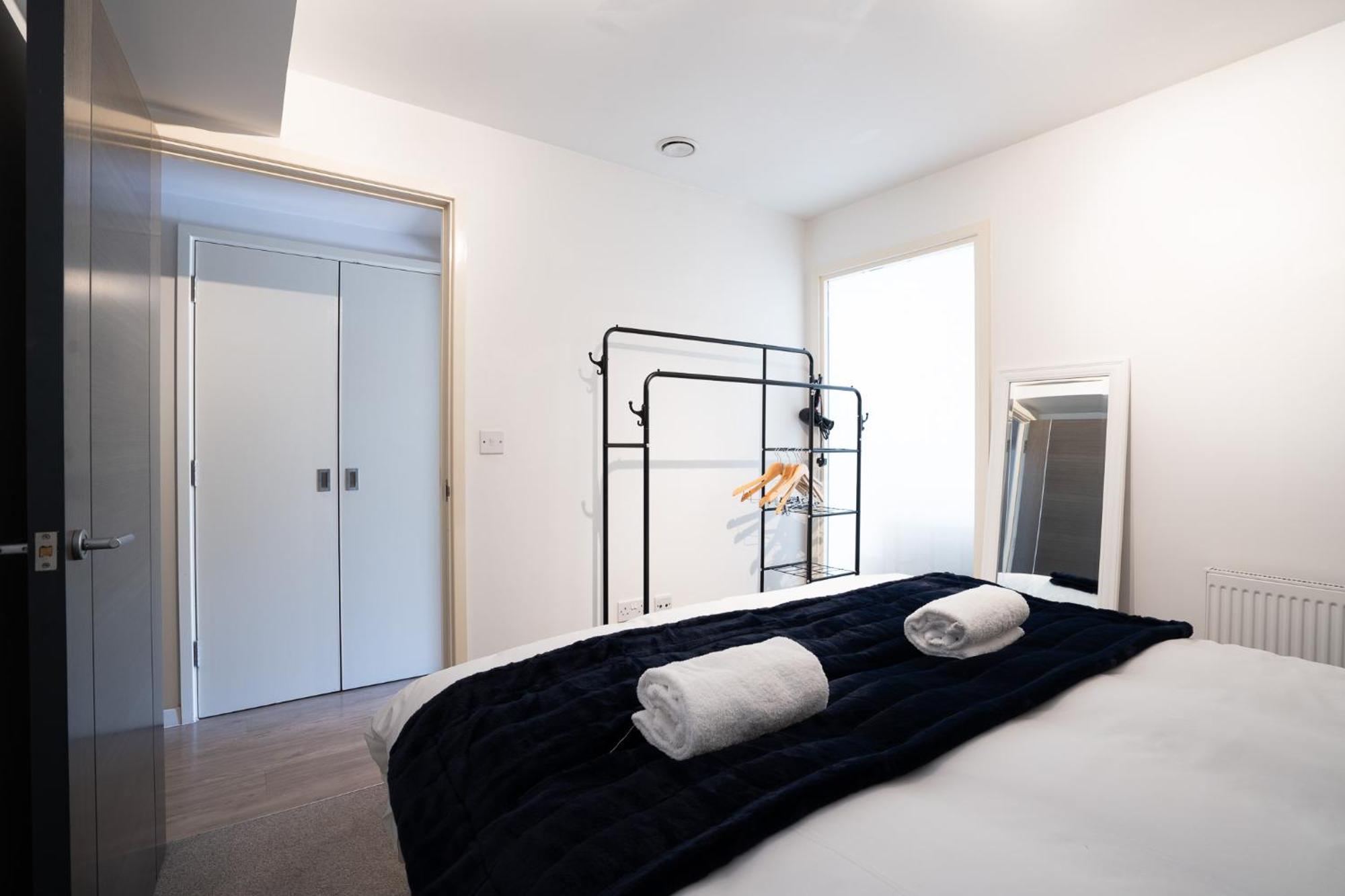 Serviced Apartments Nailsea Exterior photo